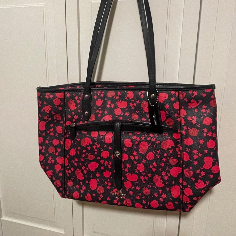 Coach purse with wallet